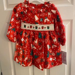 Girls NEW Christmas dress w/smocking